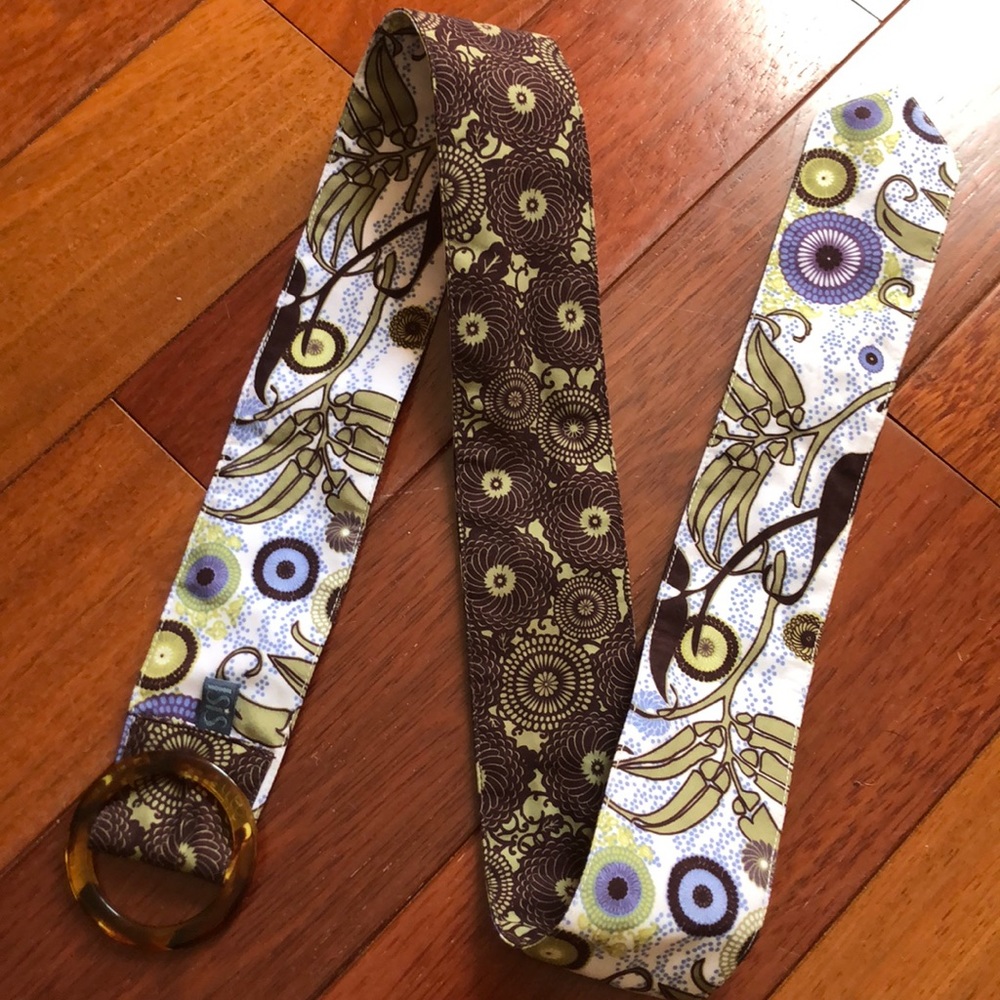 Brand new! Reversible belt with tortoise buckle